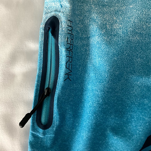 BOY’S O’NEILL BOARD SHORTS SIZE 23 (SMALL) - Picture 3 of 4